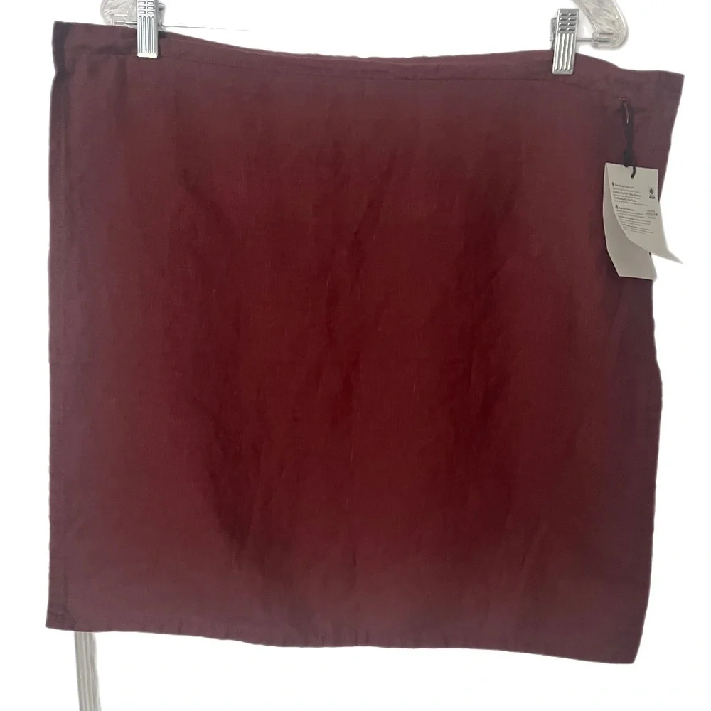 NWT West Elm Linen 20x20 square zip Maroon contemporary pillow covers shams